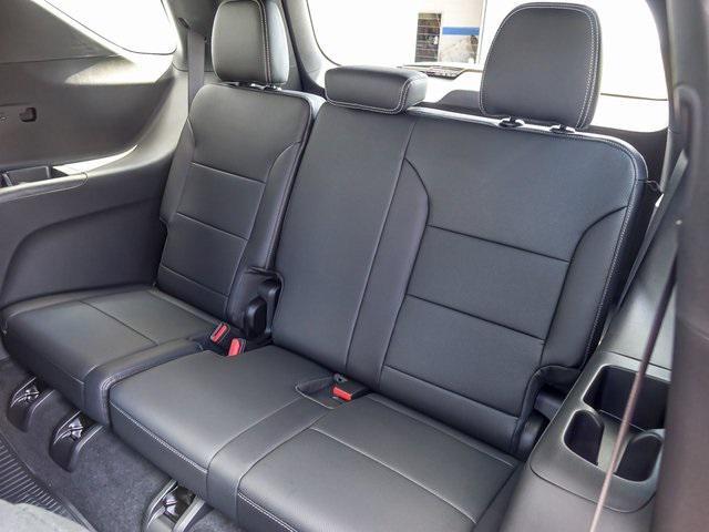 new 2026 Chevrolet Traverse car, priced at $48,185