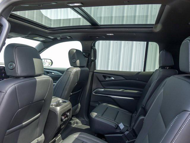 new 2026 Chevrolet Traverse car, priced at $48,185