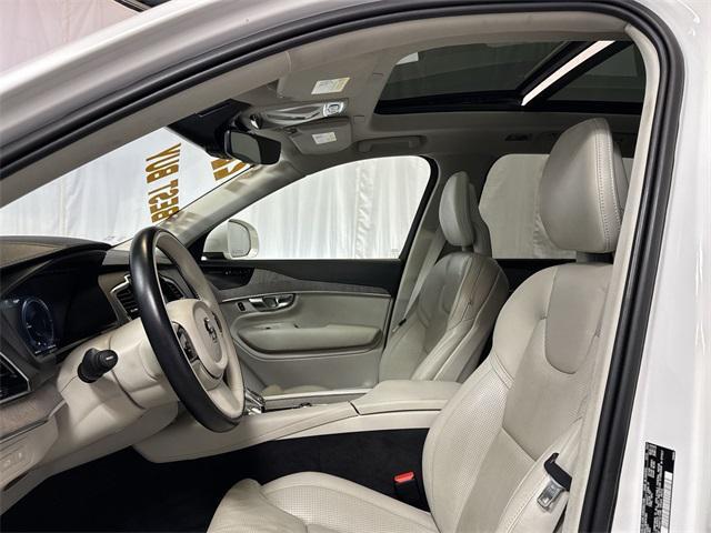 used 2022 Volvo XC90 Recharge Plug-In Hybrid car, priced at $34,895