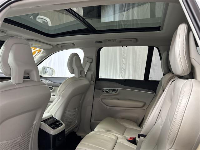 used 2022 Volvo XC90 Recharge Plug-In Hybrid car, priced at $34,895