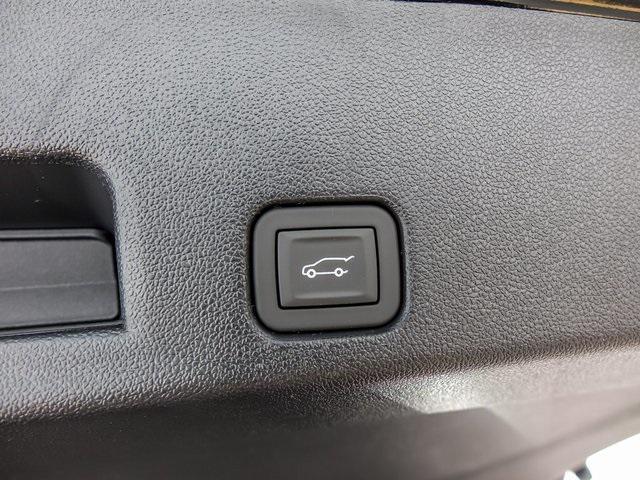 new 2026 Chevrolet Traverse car, priced at $51,413
