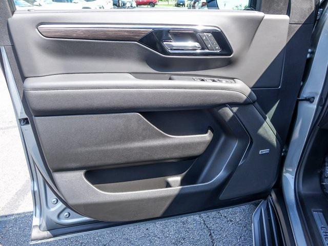 new 2025 Chevrolet Tahoe car, priced at $83,828