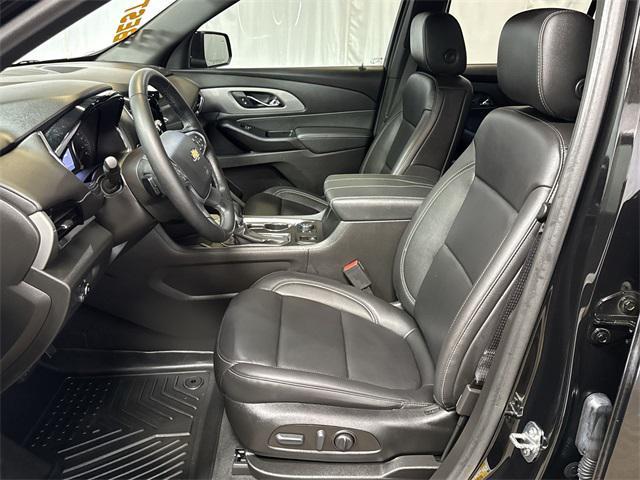 used 2023 Chevrolet Traverse car, priced at $28,972