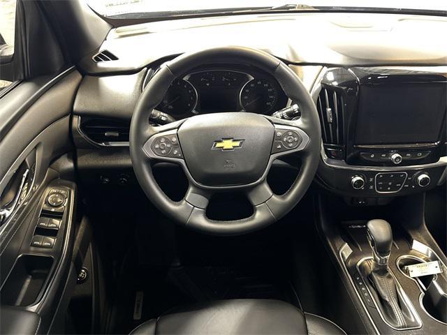 used 2023 Chevrolet Traverse car, priced at $28,972