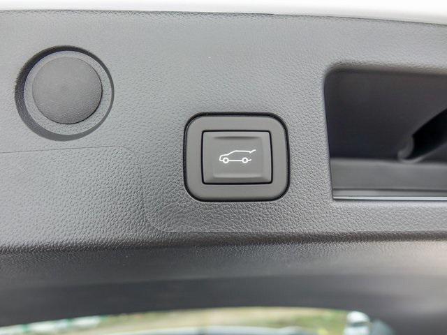 new 2026 Chevrolet Equinox car, priced at $33,401