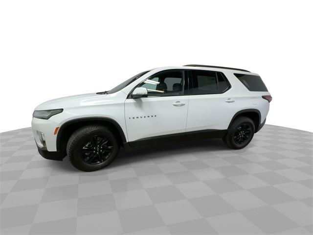 used 2022 Chevrolet Traverse car, priced at $27,400