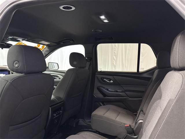 used 2022 Chevrolet Traverse car, priced at $27,400