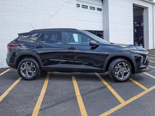 new 2025 Chevrolet Trax car, priced at $24,205