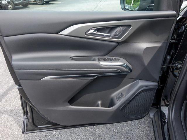new 2025 Chevrolet Traverse car, priced at $41,467