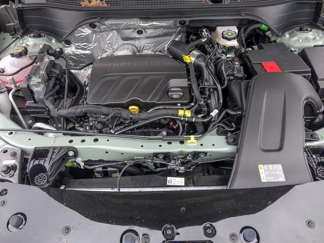 new 2025 Chevrolet Trax car, priced at $27,015