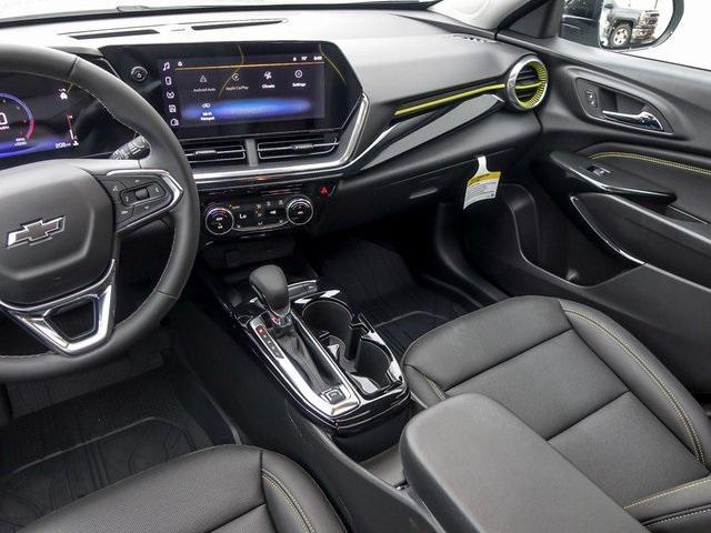 new 2025 Chevrolet Trax car, priced at $27,015