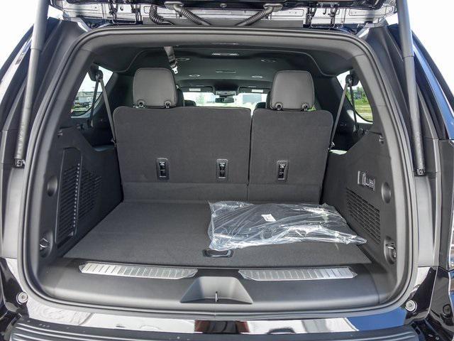 new 2025 Chevrolet Suburban car, priced at $76,906