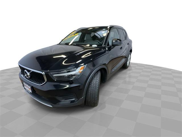 used 2020 Volvo XC40 car, priced at $21,300
