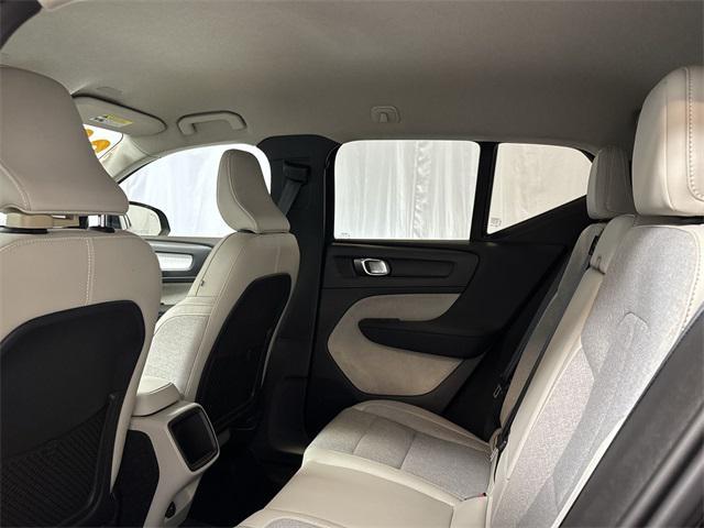 used 2020 Volvo XC40 car, priced at $21,300