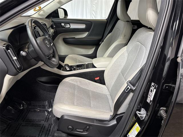 used 2020 Volvo XC40 car, priced at $21,300