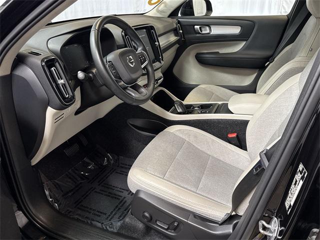used 2020 Volvo XC40 car, priced at $21,300