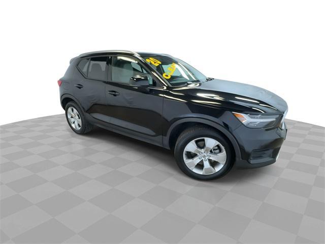 used 2020 Volvo XC40 car, priced at $21,300
