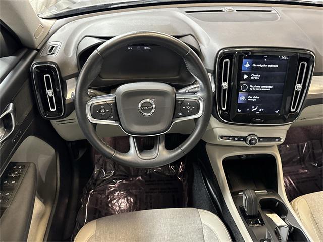 used 2020 Volvo XC40 car, priced at $21,300