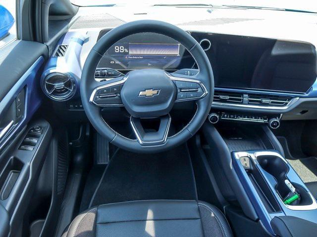 new 2025 Chevrolet Equinox EV car, priced at $40,103
