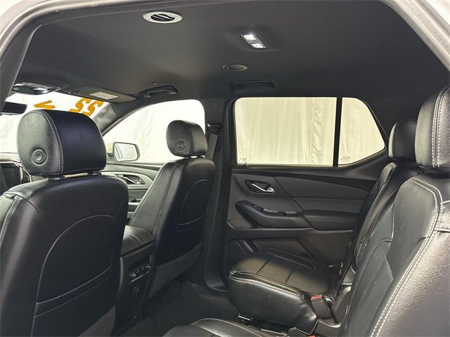 used 2022 Chevrolet Traverse car, priced at $27,800