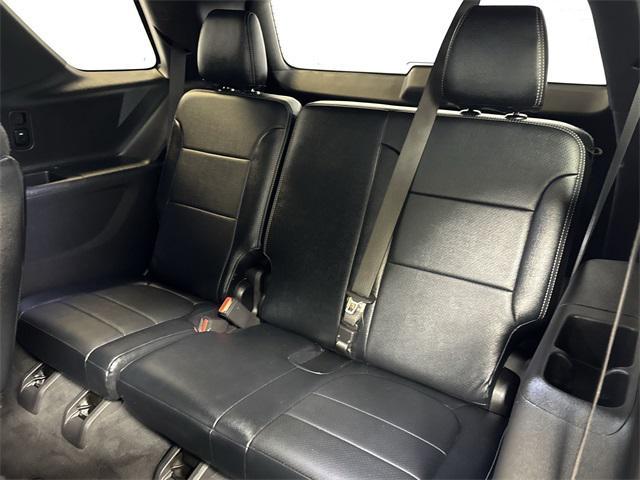 used 2022 Chevrolet Traverse car, priced at $27,800