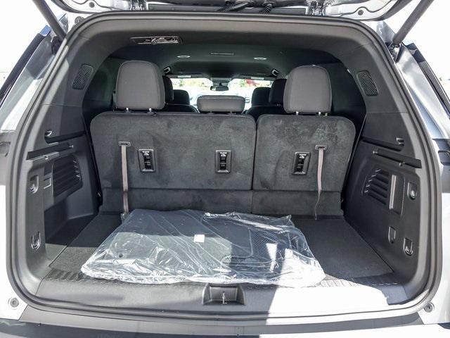 new 2025 Chevrolet Traverse car, priced at $43,709