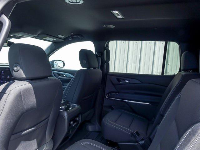 new 2025 Chevrolet Traverse car, priced at $43,709