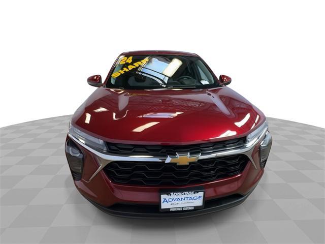 used 2024 Chevrolet Trax car, priced at $20,972