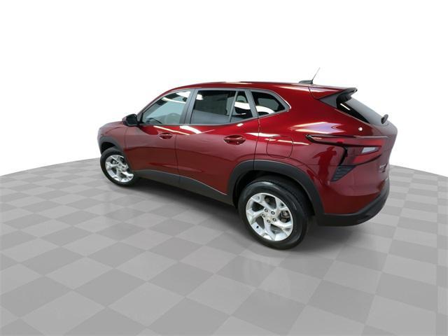 used 2024 Chevrolet Trax car, priced at $20,972