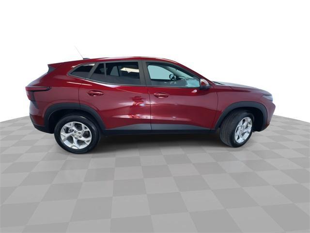 used 2024 Chevrolet Trax car, priced at $20,972