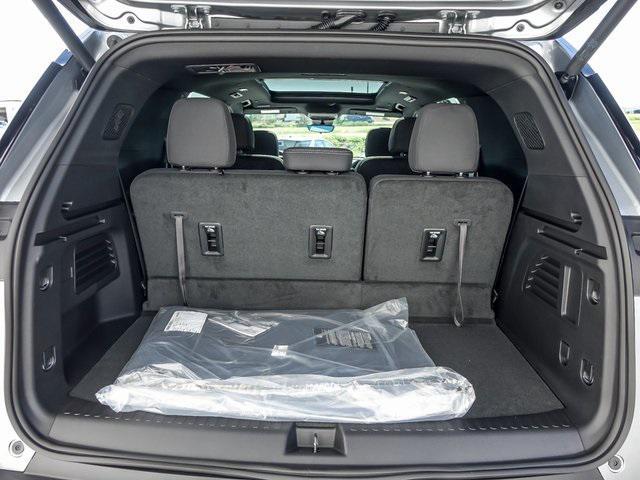 new 2026 Chevrolet Traverse car, priced at $43,960