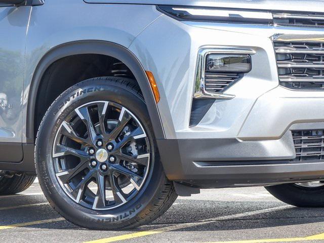 new 2026 Chevrolet Traverse car, priced at $43,960