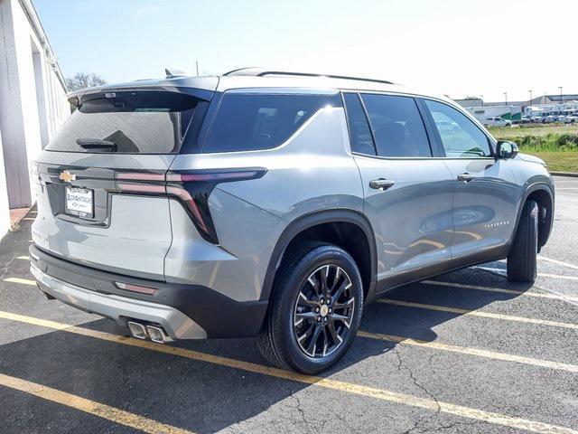 new 2026 Chevrolet Traverse car, priced at $43,960
