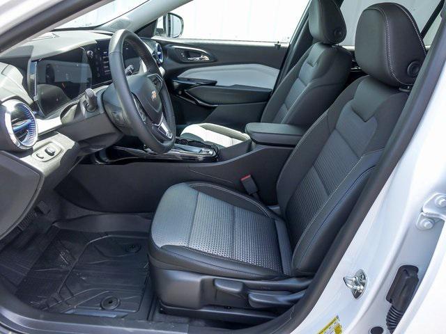 new 2025 Chevrolet Trax car, priced at $23,948