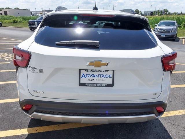 new 2025 Chevrolet Trax car, priced at $23,948