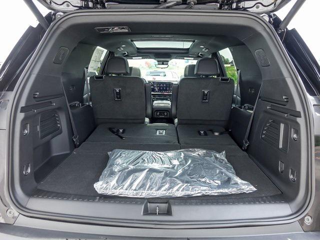 new 2025 Chevrolet Traverse car, priced at $54,689