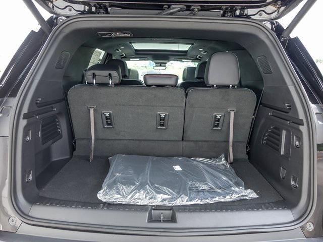 new 2025 Chevrolet Traverse car, priced at $54,689