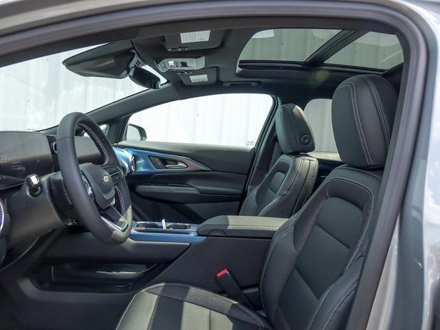 new 2025 Chevrolet Equinox EV car, priced at $39,290