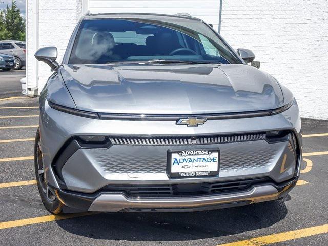 new 2025 Chevrolet Equinox EV car, priced at $39,290