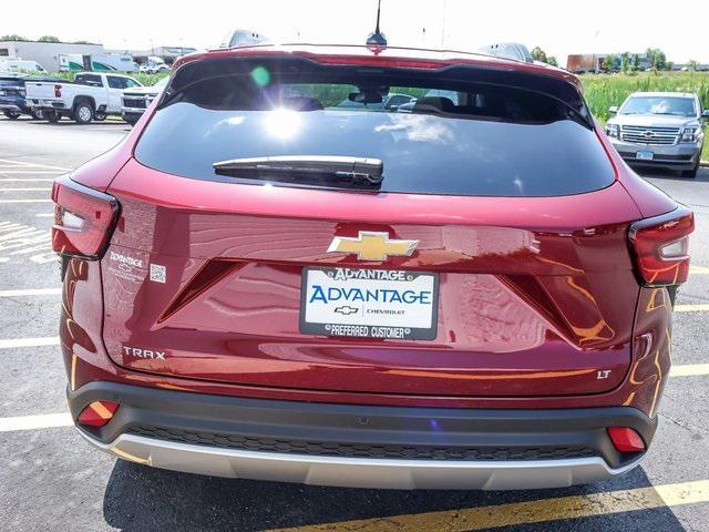 new 2025 Chevrolet Trax car, priced at $24,500