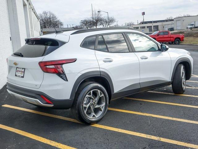 new 2025 Chevrolet Trax car, priced at $24,735