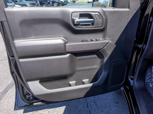 new 2025 Chevrolet Silverado 1500 car, priced at $36,821