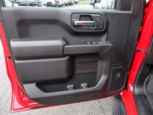 new 2025 Chevrolet Silverado 1500 car, priced at $42,275