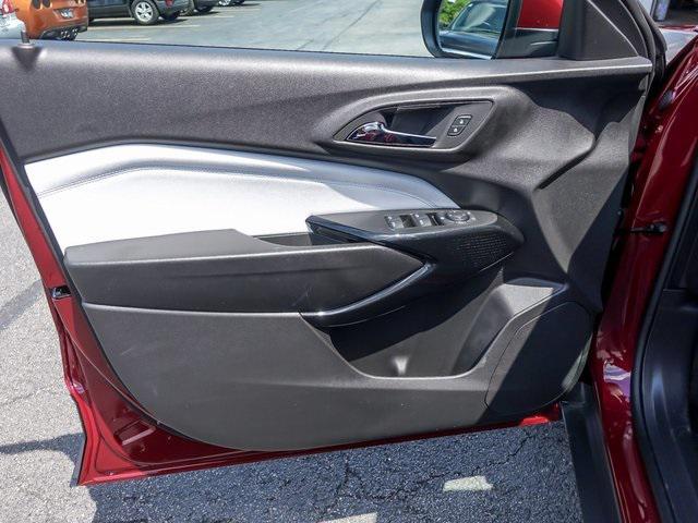 new 2025 Chevrolet Trax car, priced at $22,655