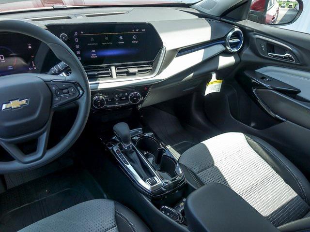 new 2025 Chevrolet Trax car, priced at $22,655