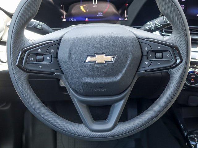 new 2025 Chevrolet Trax car, priced at $22,655