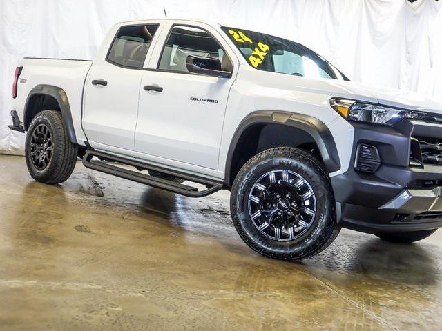 used 2024 Chevrolet Colorado car, priced at $37,972