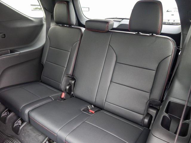 new 2026 Chevrolet Traverse car, priced at $57,109