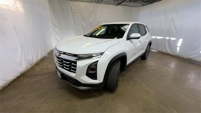 used 2025 Chevrolet Equinox car, priced at $28,300