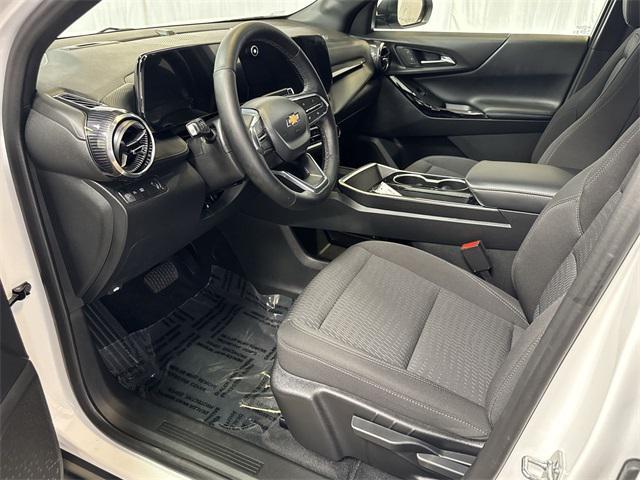 used 2025 Chevrolet Equinox car, priced at $28,300